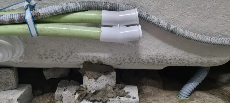 서울 한남동 욕조 배관 교체 이전